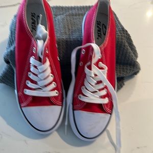 Red tennis shoes